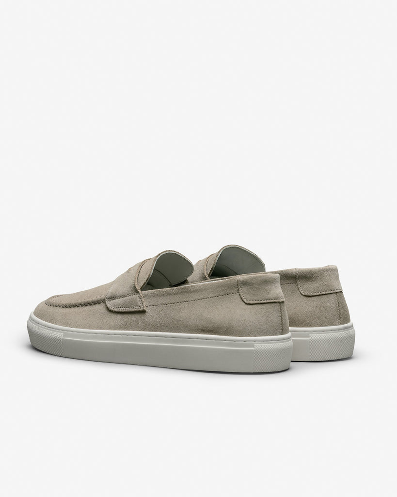 Penny Sneaker Light Grey Suede