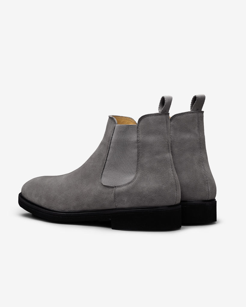 Contemporary Round Chelsea Boots Suede Mid Grey