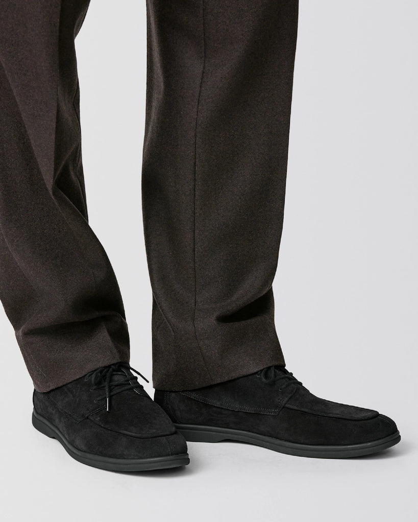 City Loafer Low Top with Laces Suede Black