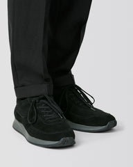 Runner Low Top Black Suede