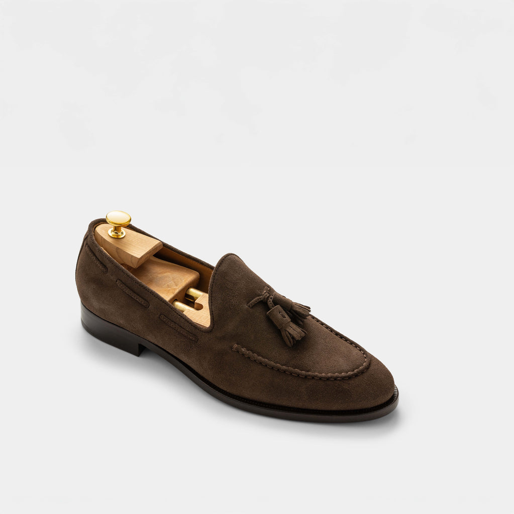 Formal Round Tassel Loafer Suede Chocolate Brown