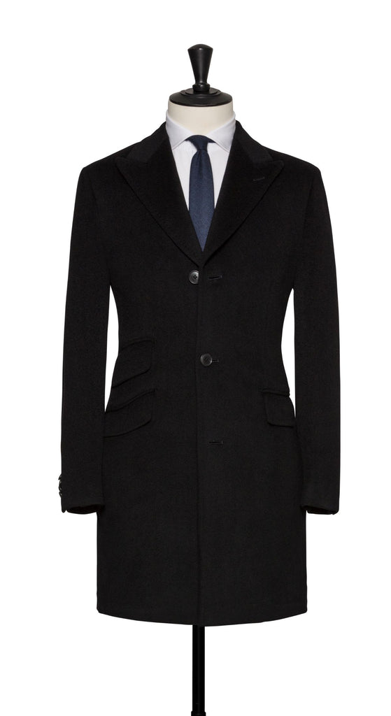 Nesti Onelio black cashmere Inspiration